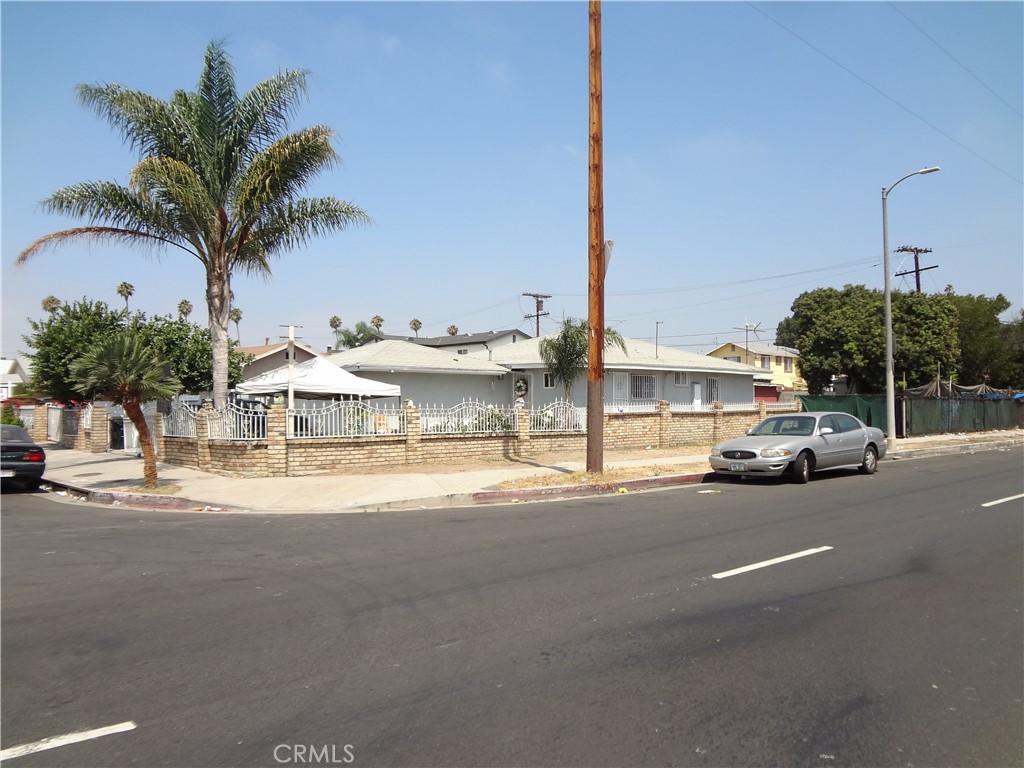 405 W 109th Place, Los Angeles, CA 90061