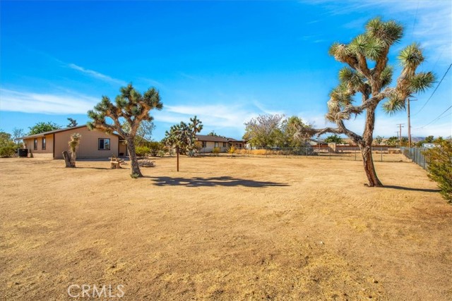 Detail Gallery Image 36 of 47 For 57862 Canterbury St, Yucca Valley,  CA 92284 - 3 Beds | 2 Baths