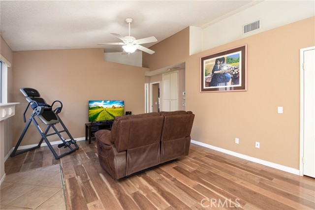 Detail Gallery Image 5 of 37 For 27935 Cactus Flower Dr, Menifee,  CA 92585 - 3 Beds | 2 Baths