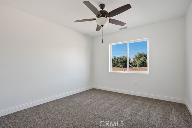 Detail Gallery Image 35 of 49 For 19056 Goleta St, Hesperia,  CA 92345 - 4 Beds | 2/1 Baths