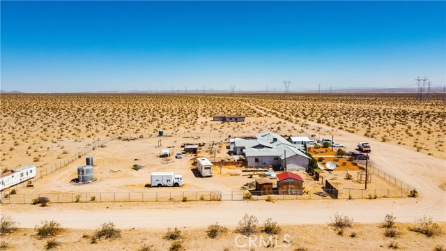 Detail Gallery Image 3 of 33 For 25330 Vancouver Ave, Adelanto,  CA 92301 - 4 Beds | 3 Baths