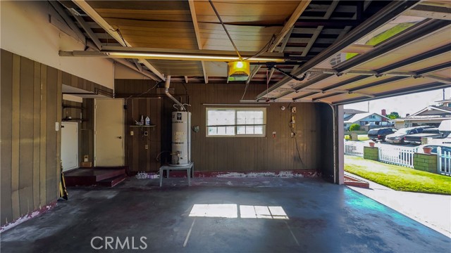 1702 E Bach Street, Carson CA: https://media.crmls.org/medias/f631e594-feac-439e-a446-2070dbc28fab.jpg