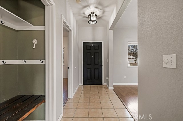 360 El Dorado Avenue, Willows CA: https://media.crmls.org/medias/f631f677-a70c-481f-b2c2-0cea632a2499.jpg