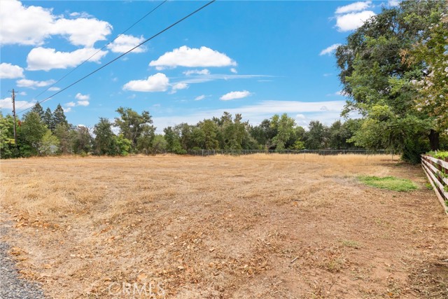 55 Roseanna Court, Chico CA: https://media.crmls.org/medias/f6320518-437b-4633-b3e2-6099eb588812.jpg
