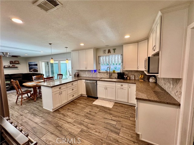 Detail Gallery Image 16 of 38 For 1795 N 1st Ave, Upland,  CA 91784 - – Beds | – Baths