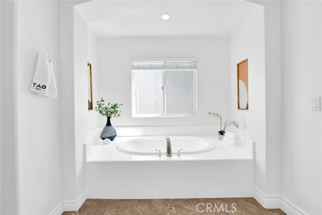 3002 Blackwood Court, Fullerton CA: https://media.crmls.org/medias/f633a16f-6011-45dd-b9c2-98403ad9a525.jpg