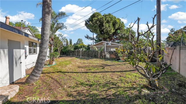 Detail Gallery Image 34 of 39 For 400 N Peach Knl, Anaheim,  CA 92805 - 4 Beds | 2 Baths