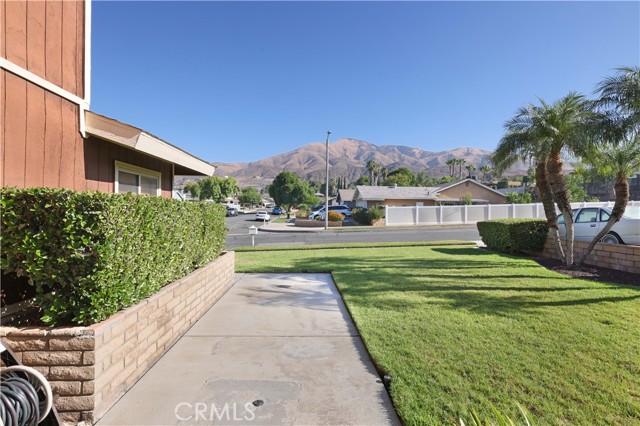 Detail Gallery Image 4 of 41 For 3627 Orchid Dr, Highland,  CA 92346 - 4 Beds | 3 Baths