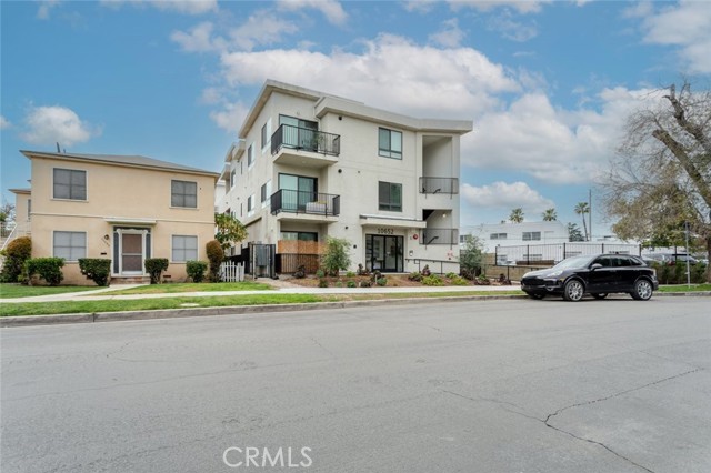 Detail Gallery Image 4 of 36 For 10652 Whipple St, North Hollywood,  CA 91602 - – Beds | – Baths