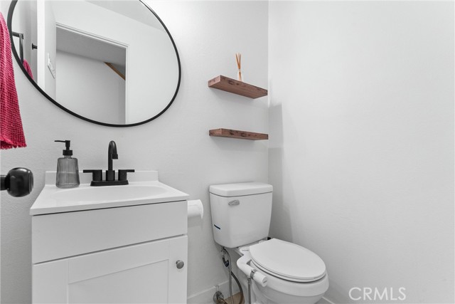Detail Gallery Image 9 of 24 For 6835 Mulberry Ln, Garden Grove,  CA 92845 - 2 Beds | 2/1 Baths