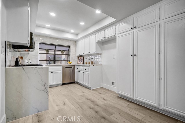11105 Linda Lane, Garden Grove CA: https://media.crmls.org/medias/f636d949-3f15-4901-94c3-1c462473764e.jpg