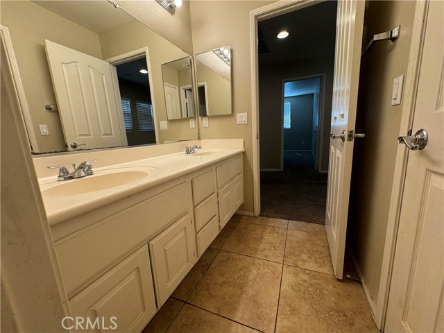 Detail Gallery Image 39 of 67 For 14570 Piedmont Dr, Moreno Valley,  CA 92555 - 5 Beds | 3/1 Baths