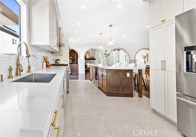 Detail Gallery Image 13 of 74 For 2950 N Lincoln St, Burbank,  CA 91504 - 3 Beds | 2 Baths