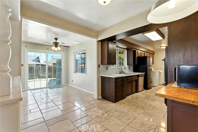 804 Naples Street, Monrovia CA: https://media.crmls.org/medias/f63861be-f24b-4c48-81fc-0cea668daf7a.jpg