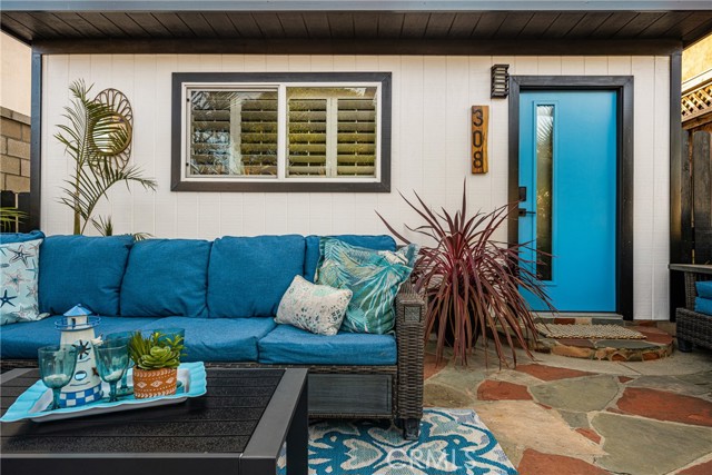 Detail Gallery Image 3 of 50 For 308 12th, Huntington Beach,  CA 92648 - 2 Beds | 1 Baths