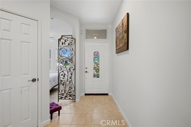 Detail Gallery Image 4 of 30 For 24409 Fawnskin, Corona,  CA 92883 - 2 Beds | 2 Baths