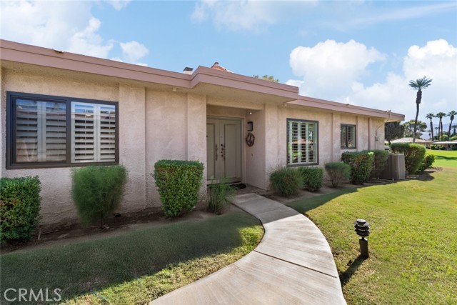 Detail Gallery Image 5 of 35 For 8 Lorca Dr, Rancho Mirage,  CA 92270 - 2 Beds | 2 Baths