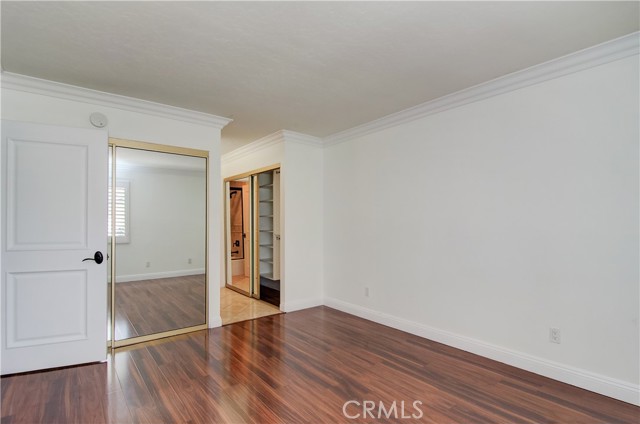 8566 Fallbrook Circle, Huntington Beach CA: https://media.crmls.org/medias/f639f13a-3073-43d7-9bda-320c152f6230.jpg
