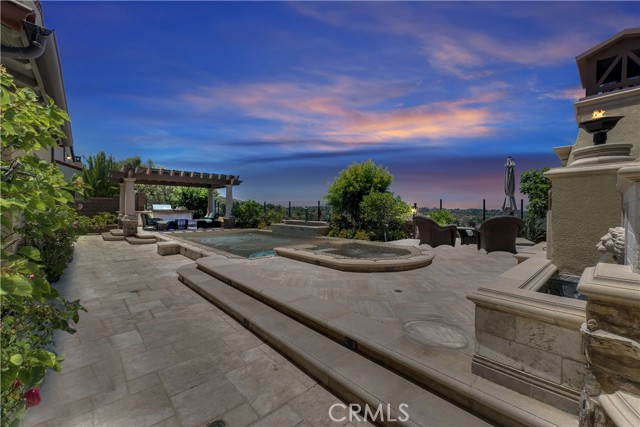 25 Village Way, Irvine CA: https://media.crmls.org/medias/f63a1cb7-722a-4a5b-951e-43c385995f4f.jpg