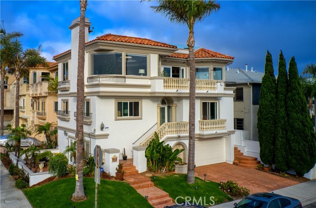 1550 Monterey Boulevard, Hermosa Beach, California 90254, 3 Bedrooms Bedrooms, ,1 BathroomBathrooms,Residential,Sold,Monterey,SB21111143