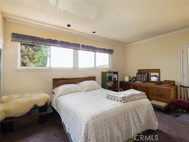 5046 Range Horse Lane, Rolling Hills Estates CA: https://media.crmls.org/medias/f63c7929-5cf5-4cd9-858c-dbf7a7f69228.jpg
