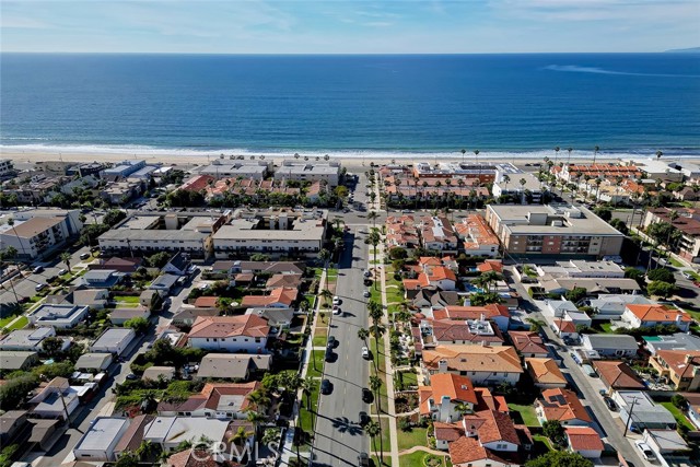 217 Ave E, Redondo Beach, California 90277, 5 Bedrooms Bedrooms, ,2 BathroomsBathrooms,Residential,Sold,Ave E,SB22230929