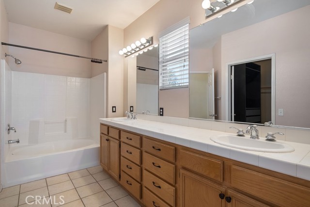 Detail Gallery Image 29 of 36 For 4265 Emerald Ave, La Verne,  CA 91750 - 3 Beds | 2/1 Baths
