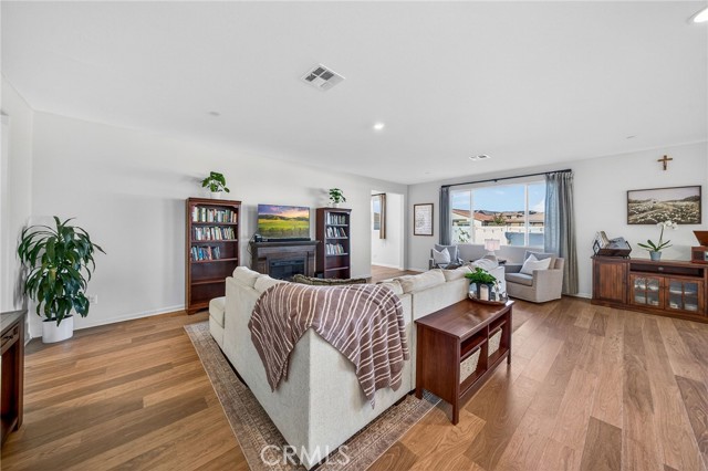 Detail Gallery Image 6 of 63 For 36316 Beacon Light Way, Wildomar,  CA 92595 - 4 Beds | 3 Baths