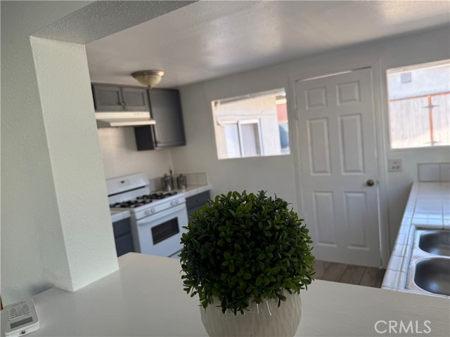 805 Merrett Dr, Pasadena, CA 91104 photo 8