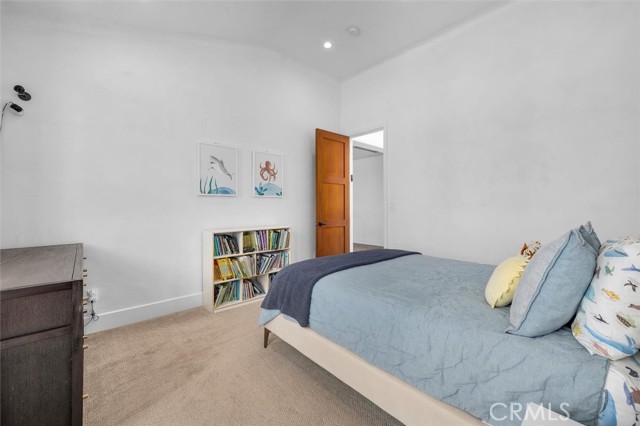 1757 8th Street, Manhattan Beach CA: https://media.crmls.org/medias/f63d4830-edd0-4a58-9210-b7a729010074.jpg
