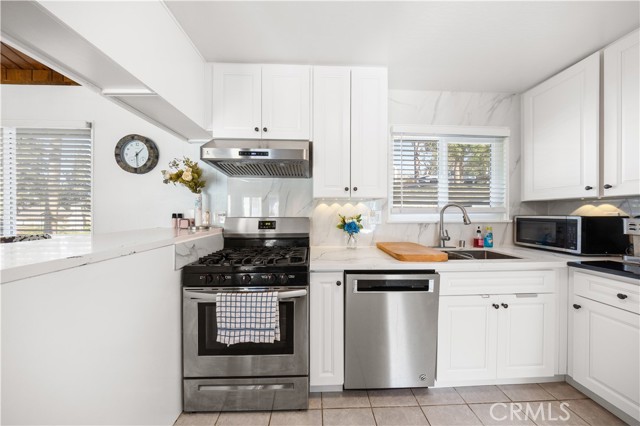 Detail Gallery Image 10 of 28 For 746 Arth Dr, Crestline,  CA 92325 - 3 Beds | 2 Baths