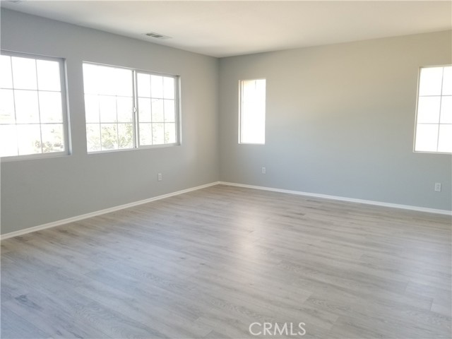 36462 florence ct, Palmdale CA: https://media.crmls.org/medias/f63e09f1-49fa-4196-87da-9dc73d3c4e51.jpg