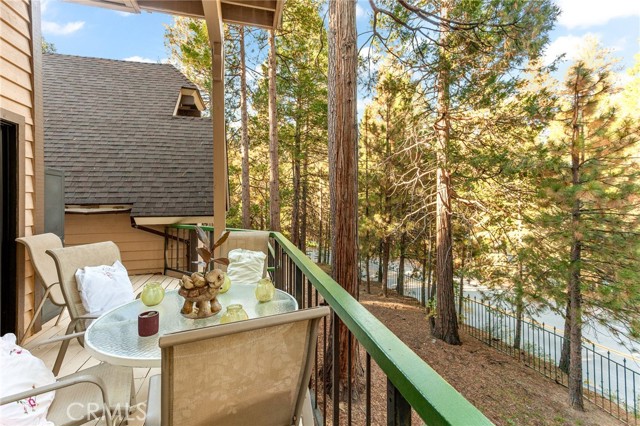 Detail Gallery Image 34 of 42 For 27494 White Fir Dr, Lake Arrowhead,  CA 92352 - 3 Beds | 2/1 Baths