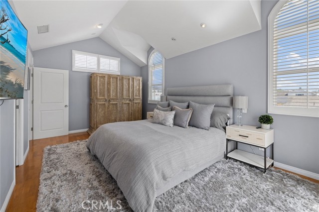 412 Colton Street, Newport Beach CA: https://media.crmls.org/medias/f63efc81-ab7f-4d54-8f49-557106ddc59c.jpg