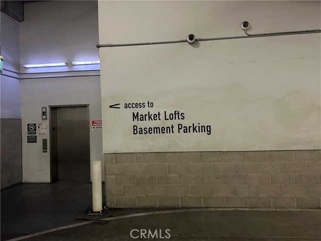 645 W 9th Street, Los Angeles CA: https://media.crmls.org/medias/f63f2217-cbf5-40f6-8816-a2034c4d5b2e.jpg