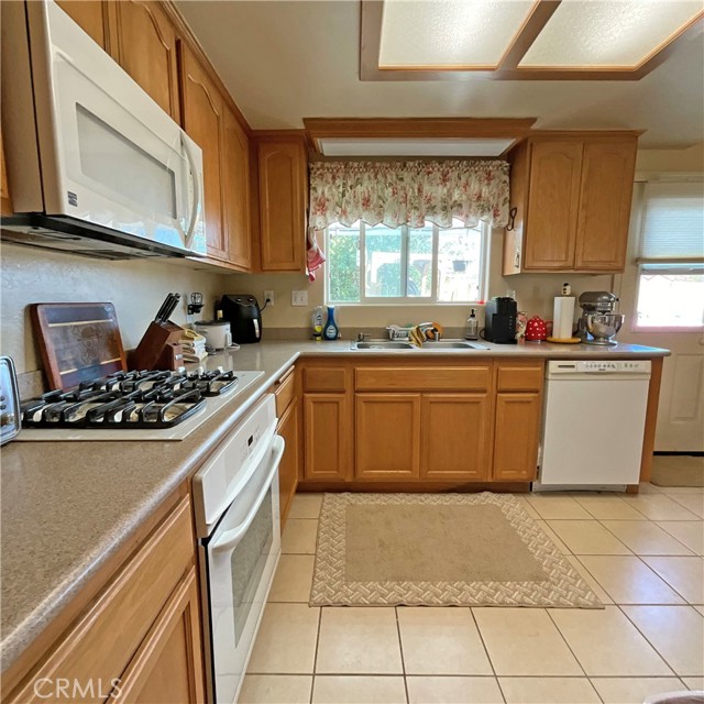 220 Cornuta Way, Nipomo CA: https://media.crmls.org/medias/f63f2231-a833-4c9c-b665-cfcfd515e950.jpg