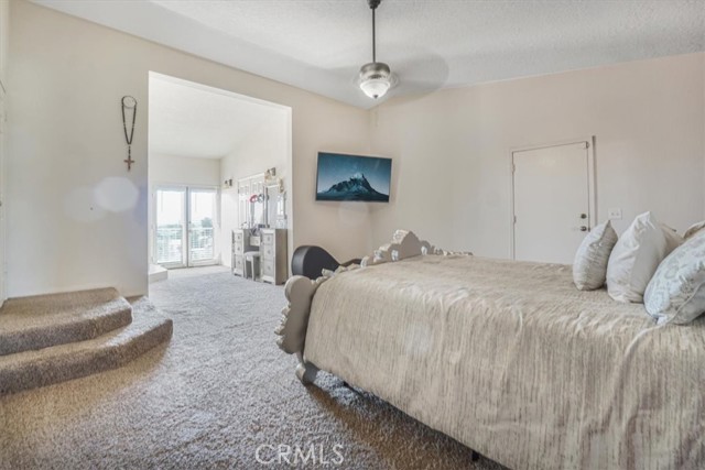 18760 Otomian Road, Apple Valley CA: https://media.crmls.org/medias/f63f411c-183e-4095-8c9b-9dba494246e8.jpg