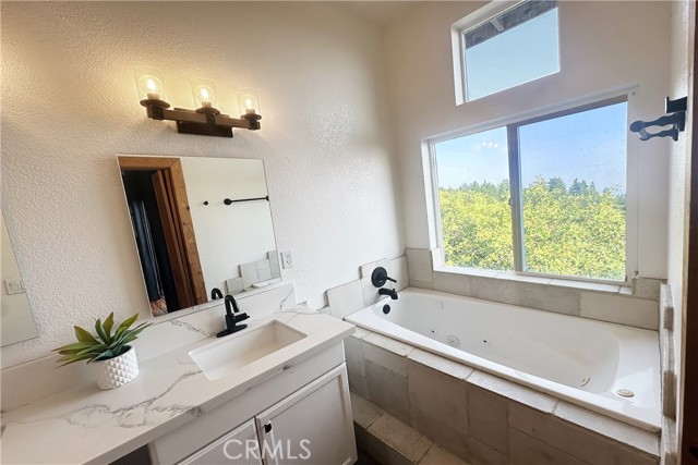 Detail Gallery Image 22 of 49 For 30191 Enchanted Way, Running Springs,  CA 92382 - 3 Beds | 3 Baths