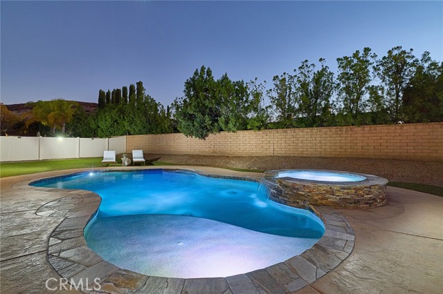 Detail Gallery Image 5 of 36 For 32591 Shadyview, Winchester,  CA 92596 - 5 Beds | 3/1 Baths