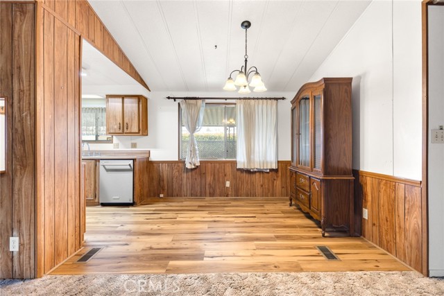 Detail Gallery Image 6 of 18 For 1595 Manzanita #48,  Chico,  CA 95926 - 3 Beds | 2 Baths