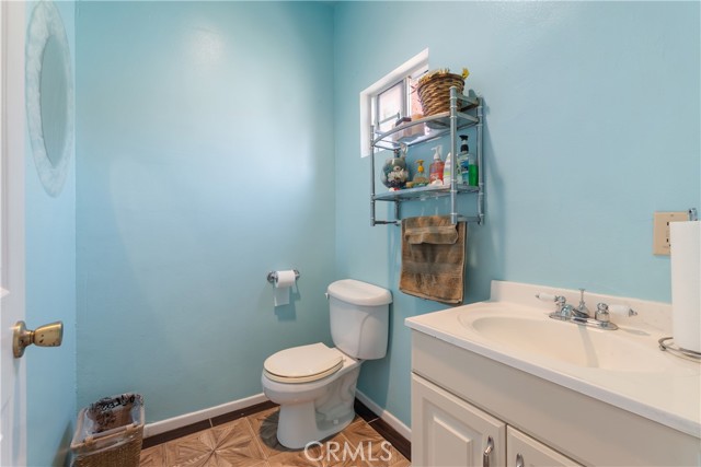 11028 Spinning Avenue, Inglewood CA: https://media.crmls.org/medias/f642fba3-cad1-4082-b307-47e53c1ce6c1.jpg