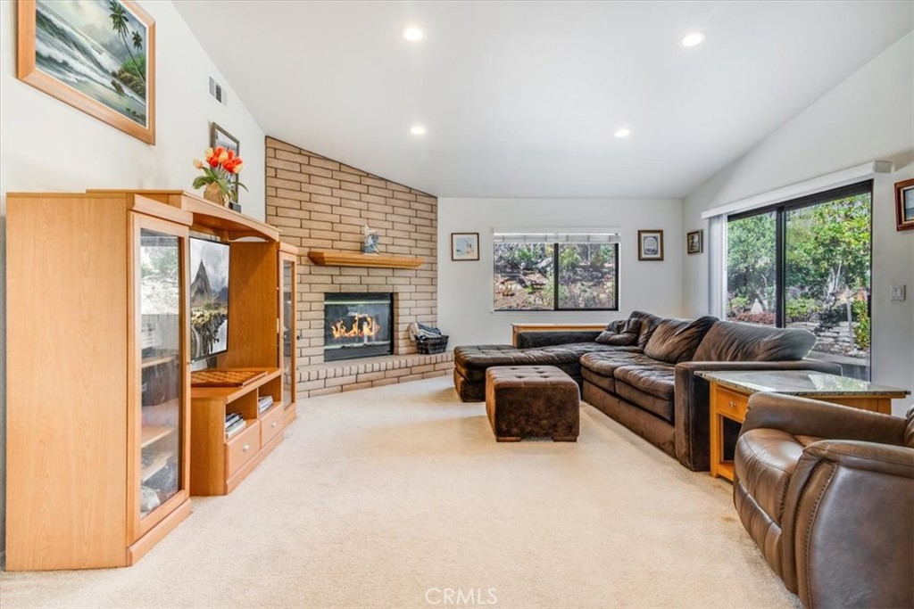 F6432983 94C4 45A4 93B2 0A3E392A42D4 61 Galaxy Way, Lompoc, Ca 93436 &Lt;Span Style='BackgroundColor:transparent;Padding:0Px;'&Gt; &Lt;Small&Gt; &Lt;I&Gt; &Lt;/I&Gt; &Lt;/Small&Gt;&Lt;/Span&Gt;