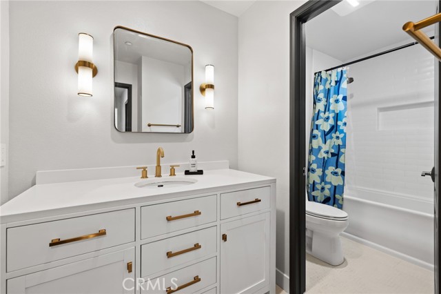 134 Monte Vista Avenue, Costa Mesa CA: https://media.crmls.org/medias/f64347a5-f4a5-42a2-89cb-dbbfaea11790.jpg