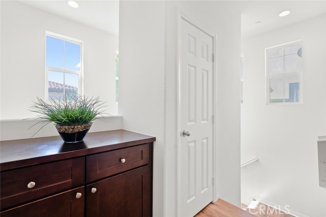 Detail Gallery Image 9 of 47 For 1406 Girona Drive, Phillips Ranch,  CA 91766 - 4 Beds | 3 Baths