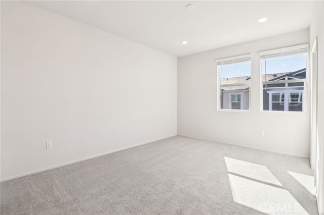 Detail Gallery Image 14 of 37 For 2007 Saltbush Dr, San Marcos,  CA 92069 - 3 Beds | 3 Baths