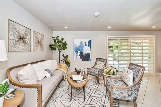 Detail Gallery Image 10 of 52 For 3830 Madonna Dr., Fullerton,  CA 92835 - 4 Beds | 2/1 Baths