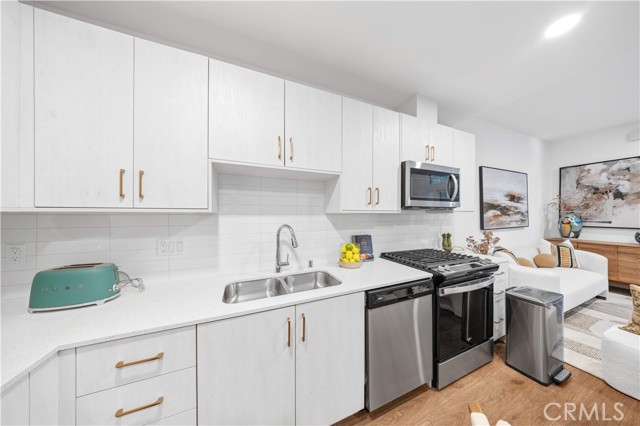 Detail Gallery Image 8 of 46 For 709 E Walnut St #222,  Pasadena,  CA 91101 - 0 Beds | 1 Baths