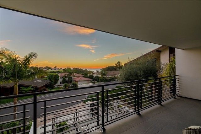 1820 Via Estudillo, Palos Verdes Estates, California 90274, 4 Bedrooms Bedrooms, ,3 BathroomsBathrooms,Residential,For Sale,Via Estudillo,SB24222260