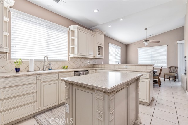 Detail Gallery Image 21 of 64 For 507 Grand Canyon, Paso Robles,  CA 93446 - 3 Beds | 2 Baths