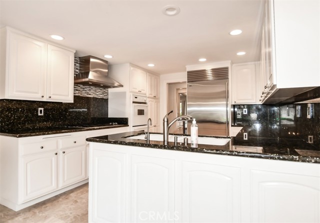 Detail Gallery Image 16 of 42 For 6 Seafaring Dr, Corona Del Mar,  CA 92625 - 2 Beds | 2 Baths